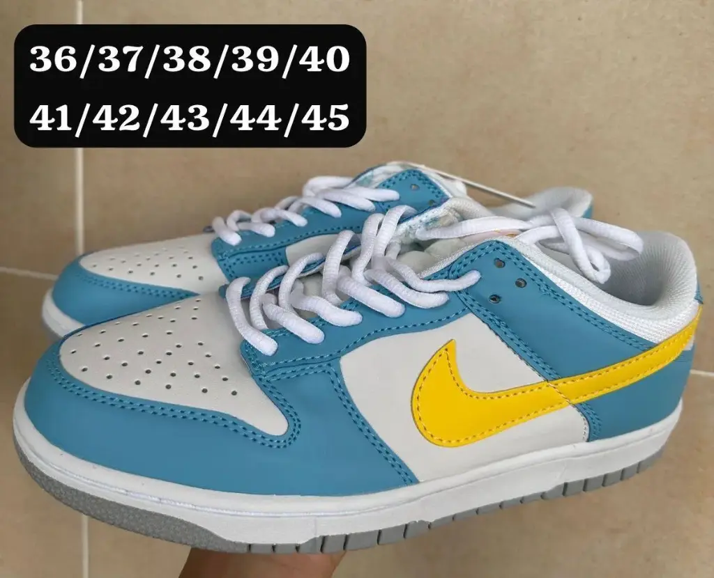 Dunk Celeste con amarillo