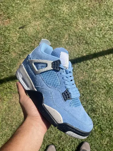 Retro 4 University Blue
