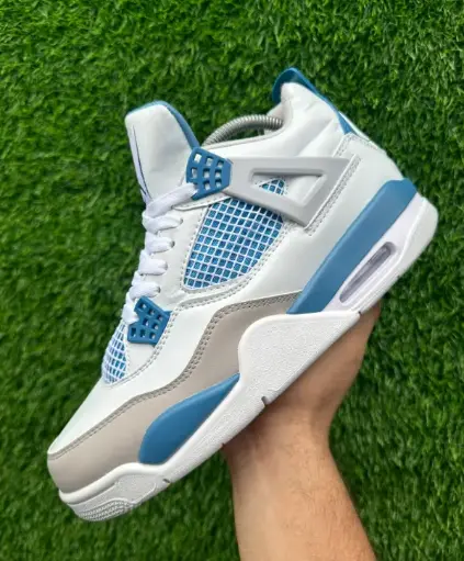 Oferta. Retro 4 Military Blue talla 43