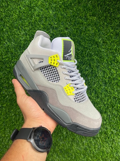 Retro 4 Neon
