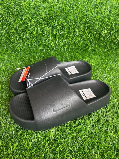 NIKE Calm slides