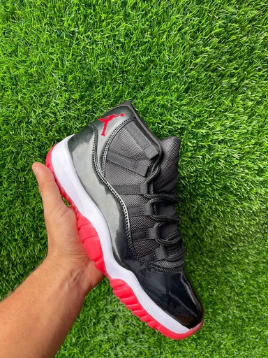 Retro 11 Bred