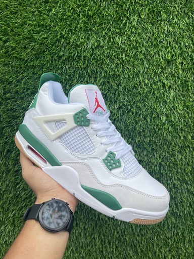 Retro 4 SB Pine Green